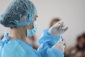 Яка вакцина є у пунктах щеплення: підкаже новий телеграм-бот від МЗУ