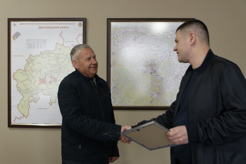 Роман Шлярп подякував керівництву держслужби з питань праці у районі за роботу
