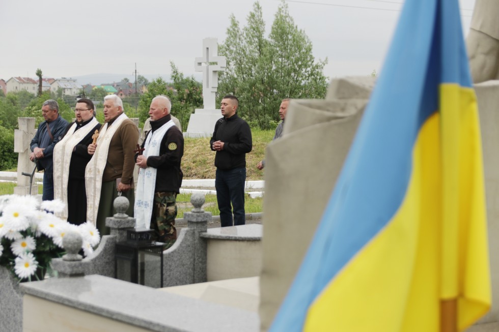 День Героїв: На Дрогобиччині вшанували пам’ять загиблих у боротьбі за Незалежність України День Героїв: На Дрогобиччині вшанували пам’ять загиблих у боротьбі за Незалежність України