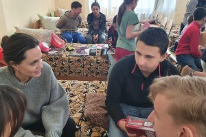 Деталі візиту Анджеліни Джолі до Борислава