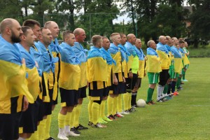Гра на допомогу захисникам: у Снятинці відбувся благодійний матч