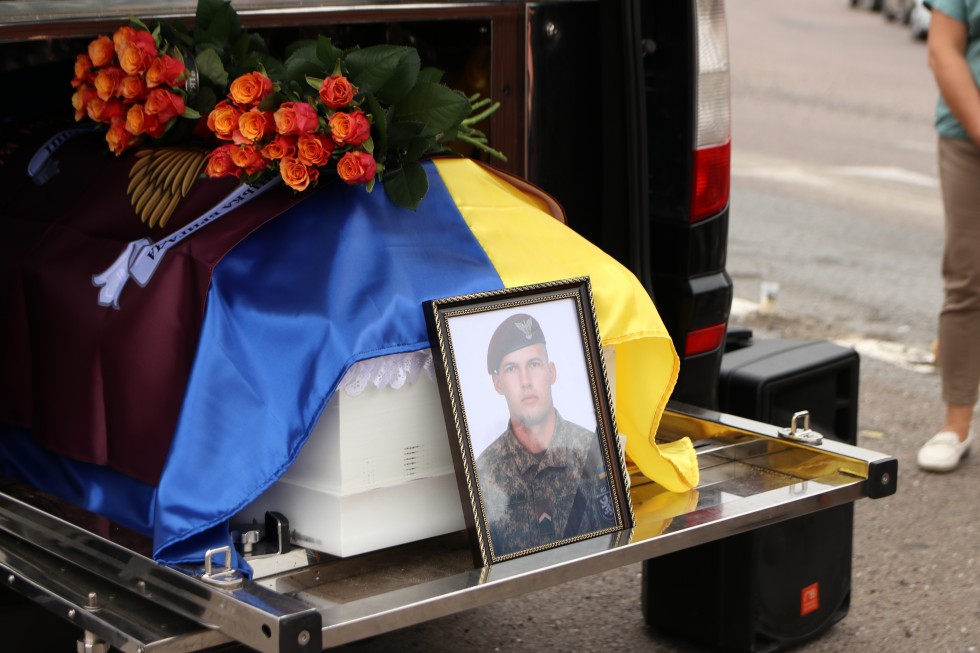 У Дрогобицькій громаді прощаються з солдатом Іваном Драбом