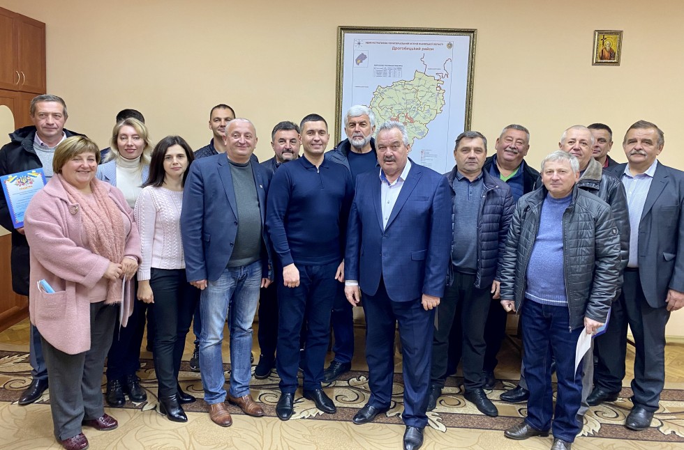 Сьогодні своє професійне свято відзначають працівники сільського господарства Сьогодні своє професійне свято відзначають працівники сільського господарства