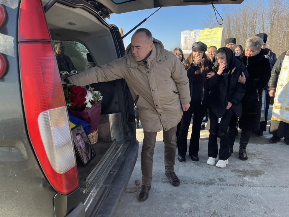 Дрогобиччина прощається з полеглим героєм Іваном Скалеєм