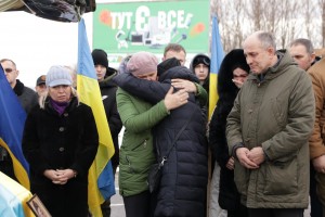 Сьогодні на Перехресті Героїв зустріли двох загиблих Захисників з Дрогобиччини - Ігоря Бережницького та Павла Добоша