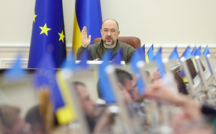 Денис Шмигаль закликав міжнародних партнерів тиснути на росію, аби вона відновила гідротехнічні споруди Каховської ГЕС