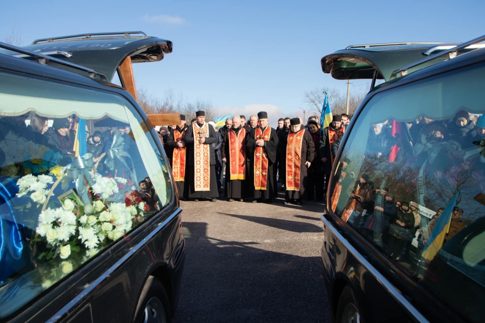 Сьогодні Дрогобиччина знову прощається із двома Захисниками