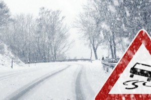 До уваги жителів Львівщини: На дорогах області ожеледиця