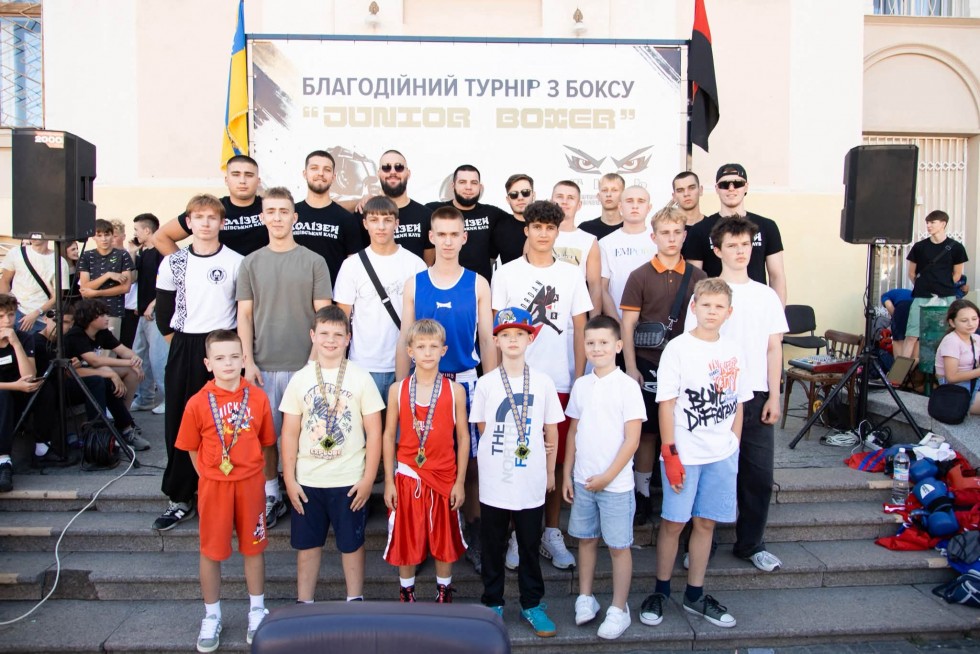 Боролися у підтримку ЗСУ: у Дрогобичі відбувся благодійний турнір &laquo;Junior Boxer&raquo;