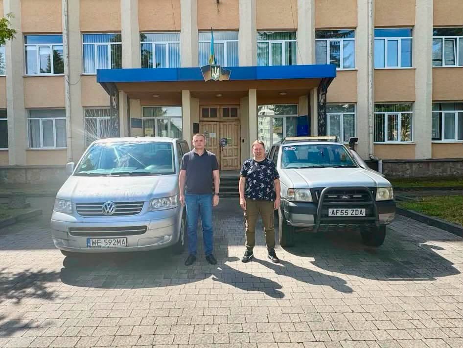 Ще два автомобілі для українських Захисників Ще два автомобілі для українських Захисників