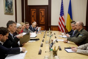 Прем'єр-міністр України та заступник Держсекретаря США обговорили виклики, пов'язані з війною росії проти України