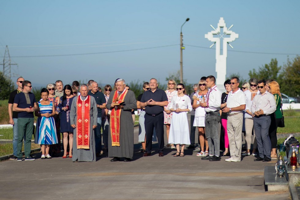 На Дрогобиччині у День пам&rsquo;яті загиблих захисників України вшанували українських Героїв