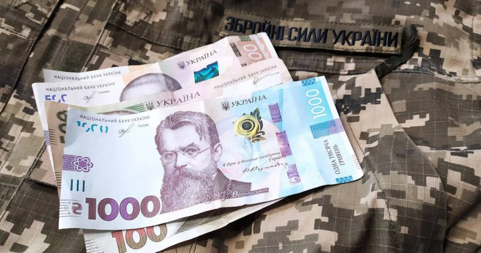 Ветерани, ветеранки та члени їхніх родин можуть отримати грант на навчання або перекваліфікацію: як зареєструватися Ветерани, ветеранки та члени їхніх родин можуть отримати грант на навчання або перекваліфікацію: як зареєструватися