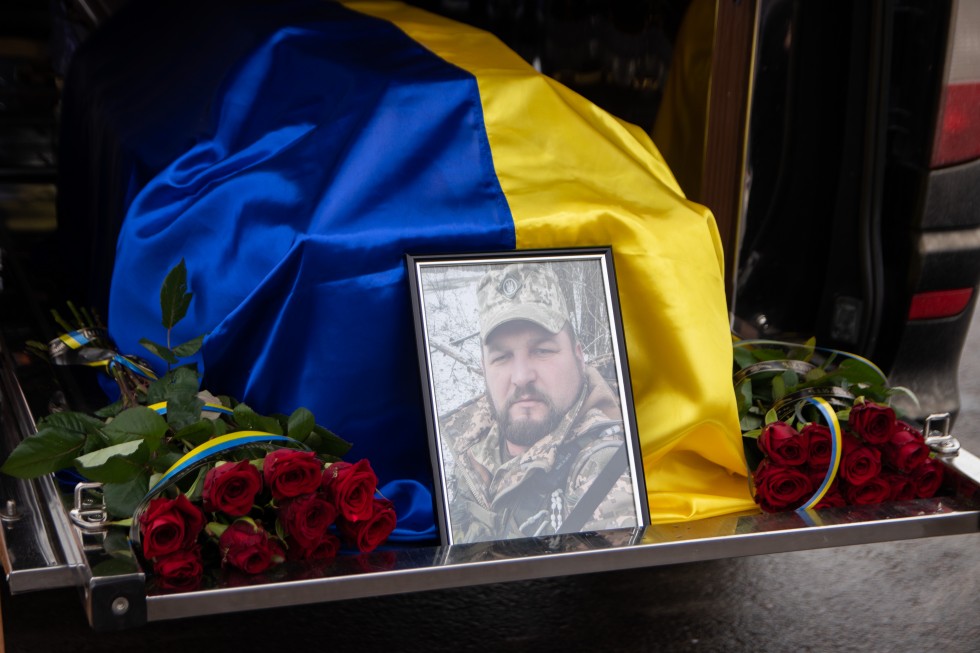 Вважався зниклим безвісти: на щиті у Дрогобицьку громаду повернувся захисник Іван Копач Вважався зниклим безвісти: на щиті у Дрогобицьку громаду повернувся захисник Іван Копач