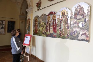 Сакральний живопис: у Львові відкрили виставку дрогобицької мисткині Тетяни Думан-Скоп Сакральний живопис: у Львові відкрили виставку дрогобицької мисткині Тетяни Думан-Скоп