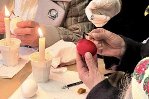 Для матерів загиблих Героїв з Дрогобиччини організували арт-терапевтичну зустріч