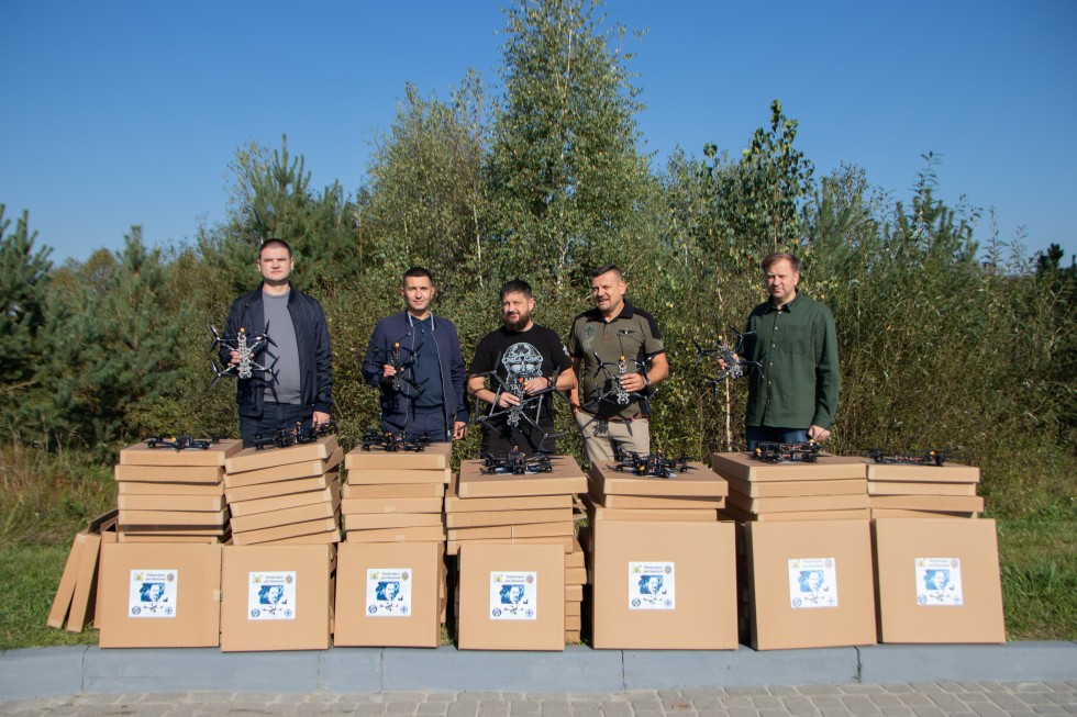 На Дрогобиччині на благодійному аукціоні зібрали понад 4 млн грн на бойові дрони
