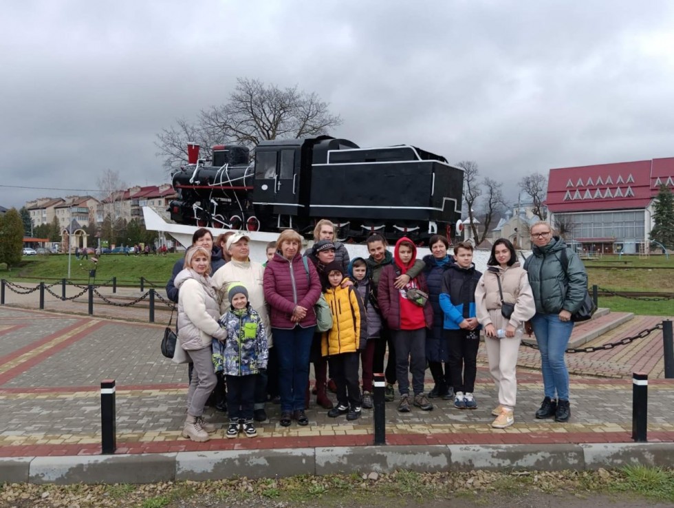 Вимушені переселенці з Дрогобицького району відвідали туристичну Івано-Франківщину
