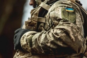 Уряд спростив реєстрацію волонтерських автомобілів для військовослужбовців