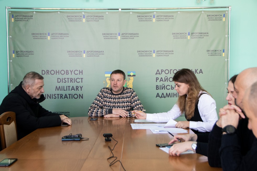 Демонтаж трьох пам'ятників радянської доби у Меденицькій громаді: підсумки засідання робочої групи у Дрогобицькій РВА