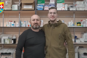 &laquo;Ні, тату, я піду разом з тобою&raquo;: історія двох медиків, які стали на захист країни у лавах 103-ї бригади тероборони