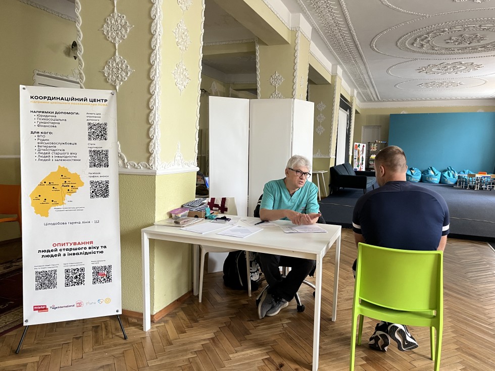 Лікарі Шпиталю Шептицького провели медичні консультації для ВПО  у співпраці з координаційним центром