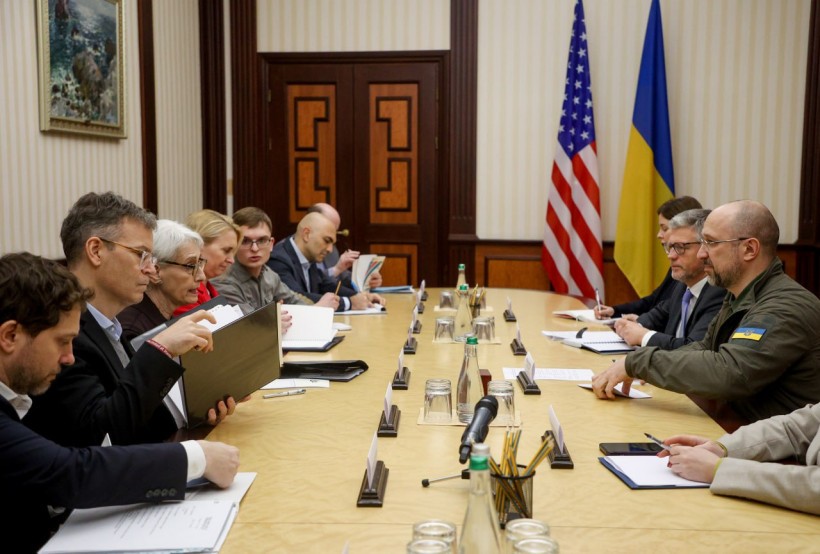 Прем'єр-міністр України та заступник Держсекретаря США обговорили виклики, пов'язані з війною росії проти України