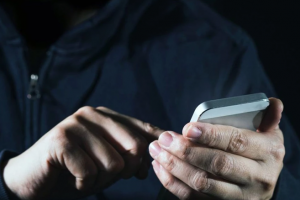 Податкова попередила про шахраїв та назвала номери їх телефонів: будьте обачні Податкова попередила про шахраїв та назвала номери їх телефонів: будьте обачні