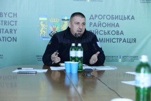 У Дрогобицькій районній військовій адміністрації відбулася нарада з представниками територіальних громад щодо дотримання законодавства з ідентифікації та реєстрації тварин