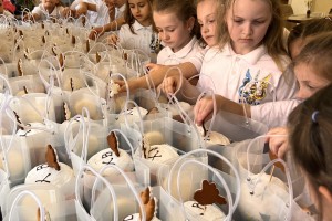 Маленькі волонтери з Ліцею №4 у Дрогобичі відвідали поранених воїнів у реабілітаційних центрах