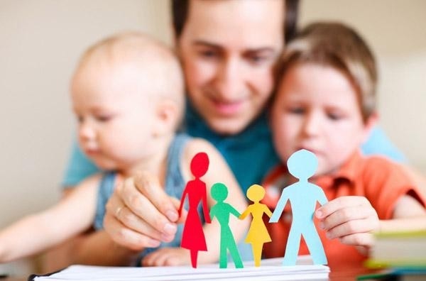 З березня збільшиться щомісячна допомога на дитину: кому додадуть 400 грн