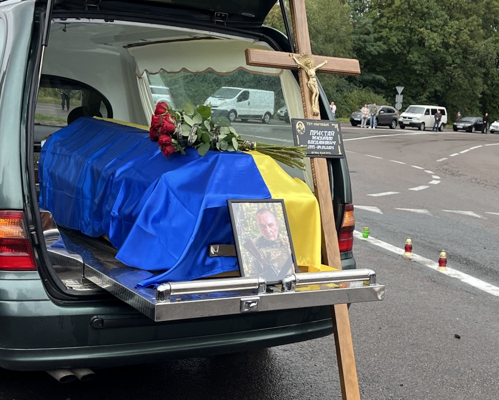 На щиті повернувся у Дрогобицьку громаду захисник з Болехівців Михайло Пристай