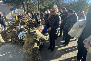 На Дрогобиччині провели в останню путь військового Георгія Кравцуна