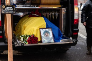 Дрогобиччина проводить в останню путь воїна Олександра Станєва