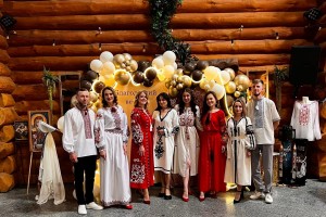 Поезія та благодійність: у Бориславі відбувся поетичний вечір на підтримку &laquo;Вовків Да Вінчі&raquo;