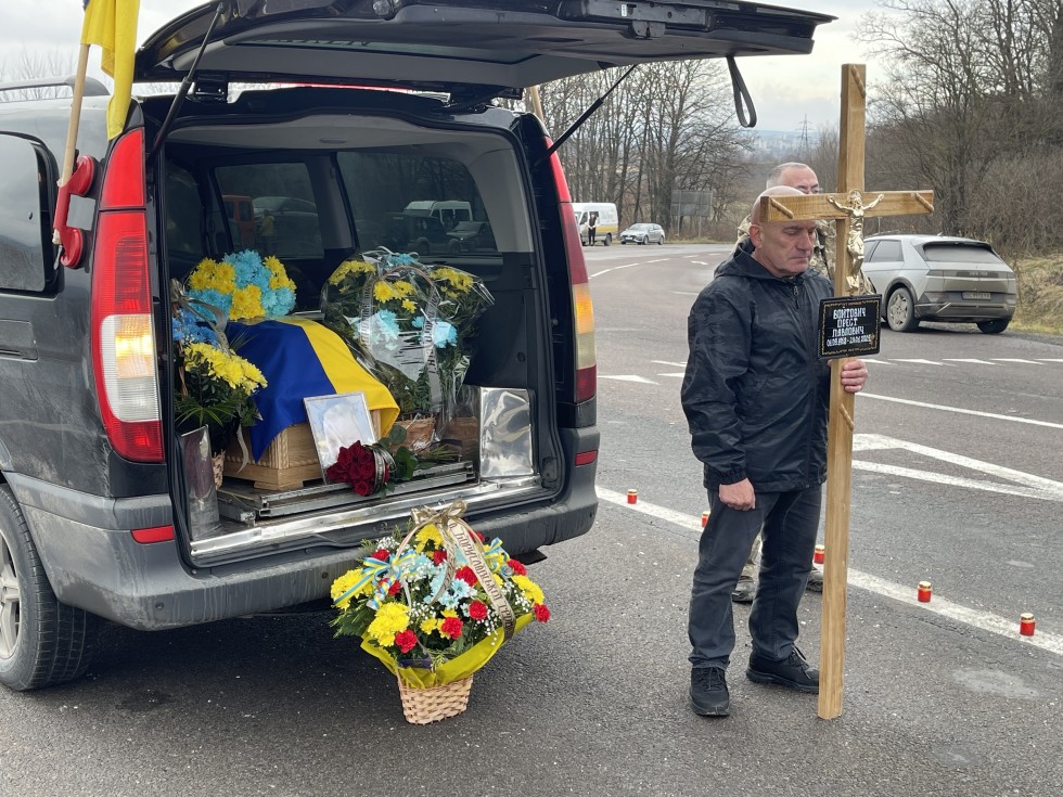 На щиті повернувся у Бориславську громаду захисник Орест Войтович