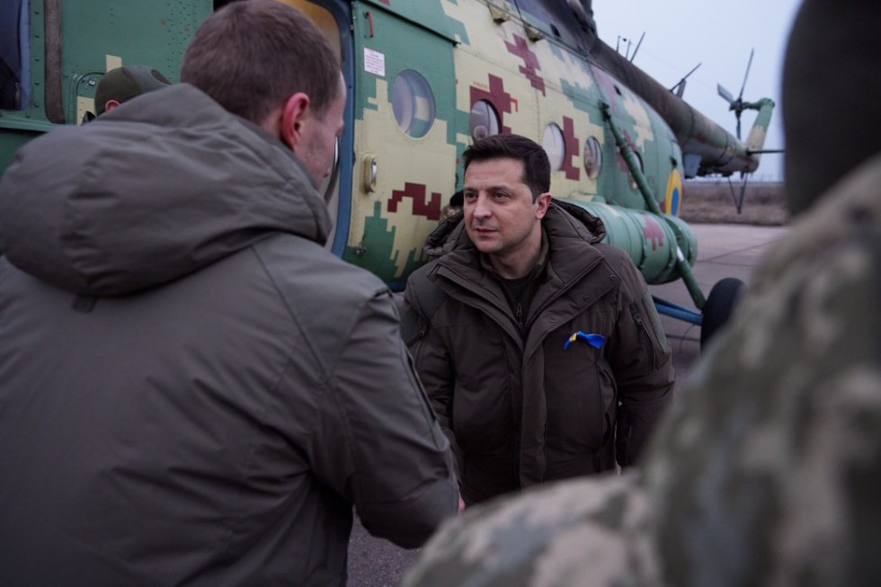 Ситуація на кордонах України контрольована, але відведення російських військ поки що не фіксується, &ndash; Президент