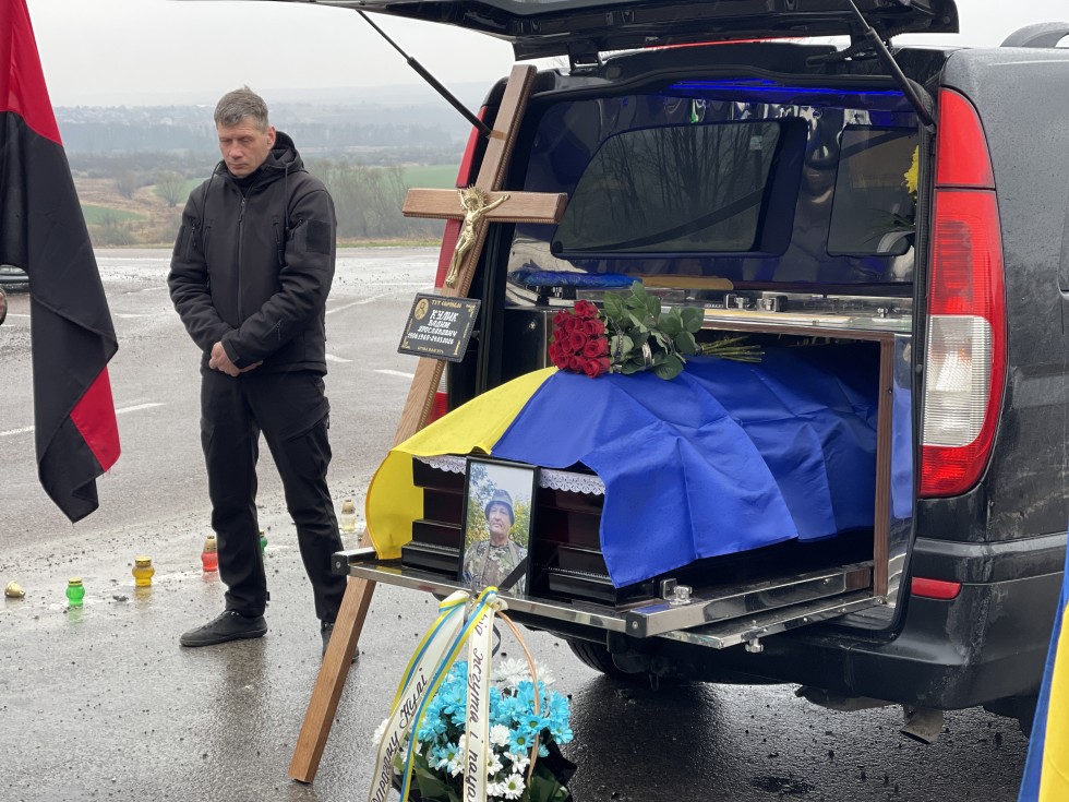 Дрогобицька громада попрощалася з добровольцем Вадимом Куликом
