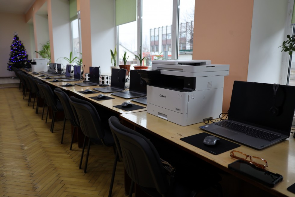 У межах програми з підтримки ВПО: в опорній публічній бібліотеці Борислава відкрили коворкінг-простір