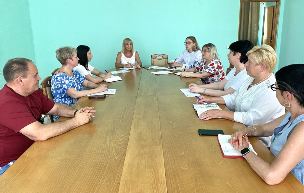 У Дрогобицькій РВА напрацьовують план ресоціалізації переселенців у районі