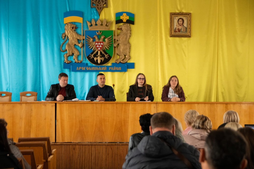 Підтримка Захисників та їх родин: у Дрогобицькій РВА виокремили основні програми та можливості