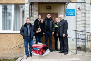 Реабілітаційний центр Святого Пантелеймона у Стебнику отримав генератор та ікону Покровителя