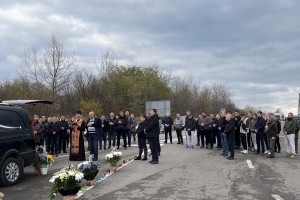 У Дрогобицькій та Східницькій громадах прощаються з захисниками Олегом Коником та Михайлом Смеречаком