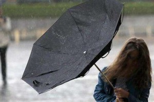 Дощ та пориви вітру: синоптики прогнозують погіршення погодних умов