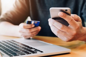Інформаційна безпека для ВПО: як не стати жертвами шахраїв
