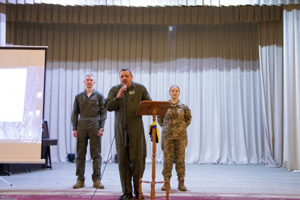 Дрогобицьких абітурієнтів запрошують до вищих військових закладів на навчання