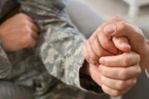 Фахівці із супроводу ветеранів й ветеранок отримуватимуть не менше 25 000 грн