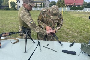 Вогнева підготовка, керування БпЛА та військово-тактична медицина: як у Дрогобичі відбулись навчання з підготовки до національного спротиву
