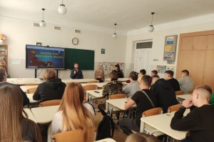 На Дрогобиччину приїхав американський волонтер Корпусу Миру На Дрогобиччину приїхав американський волонтер Корпусу Миру