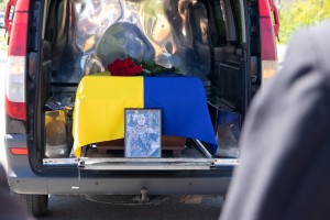 Трускавецька громада прощається з воїном Євгенієм Казанцевим